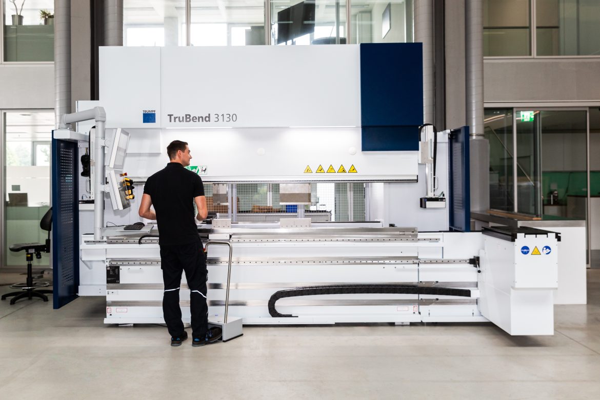 Photo of man working at the TRUMPF TruBend 3130