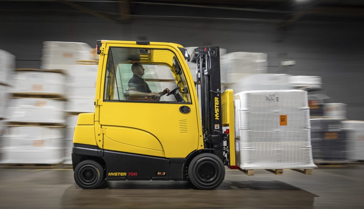 Hyster electric lift truck