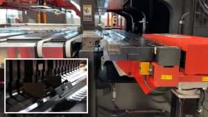 Photo of the workings of the AMADA KMP 25FT panel bender