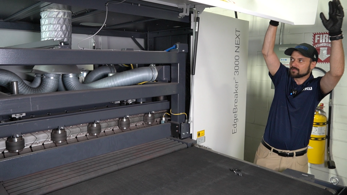 The large maintenance access doors on the ARKU EdgeBreaker 3000 NEXT